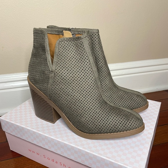 Soda Shoes - Soda Tarpon Bootie